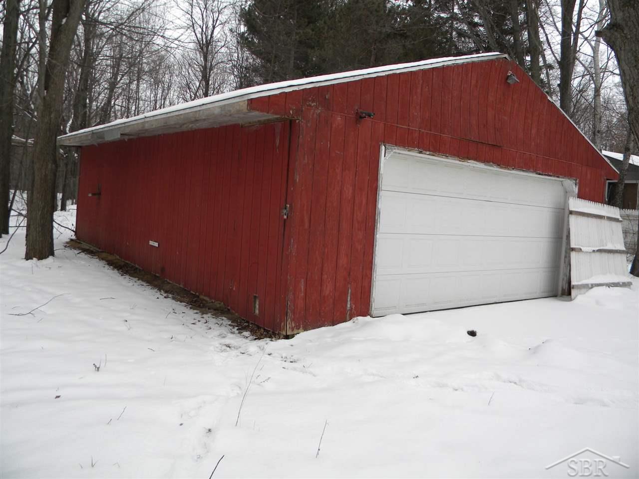 15150 South Hemlock Road Chesaning, MI 48616 - Photo 15 of 17 50064933-14.JPG