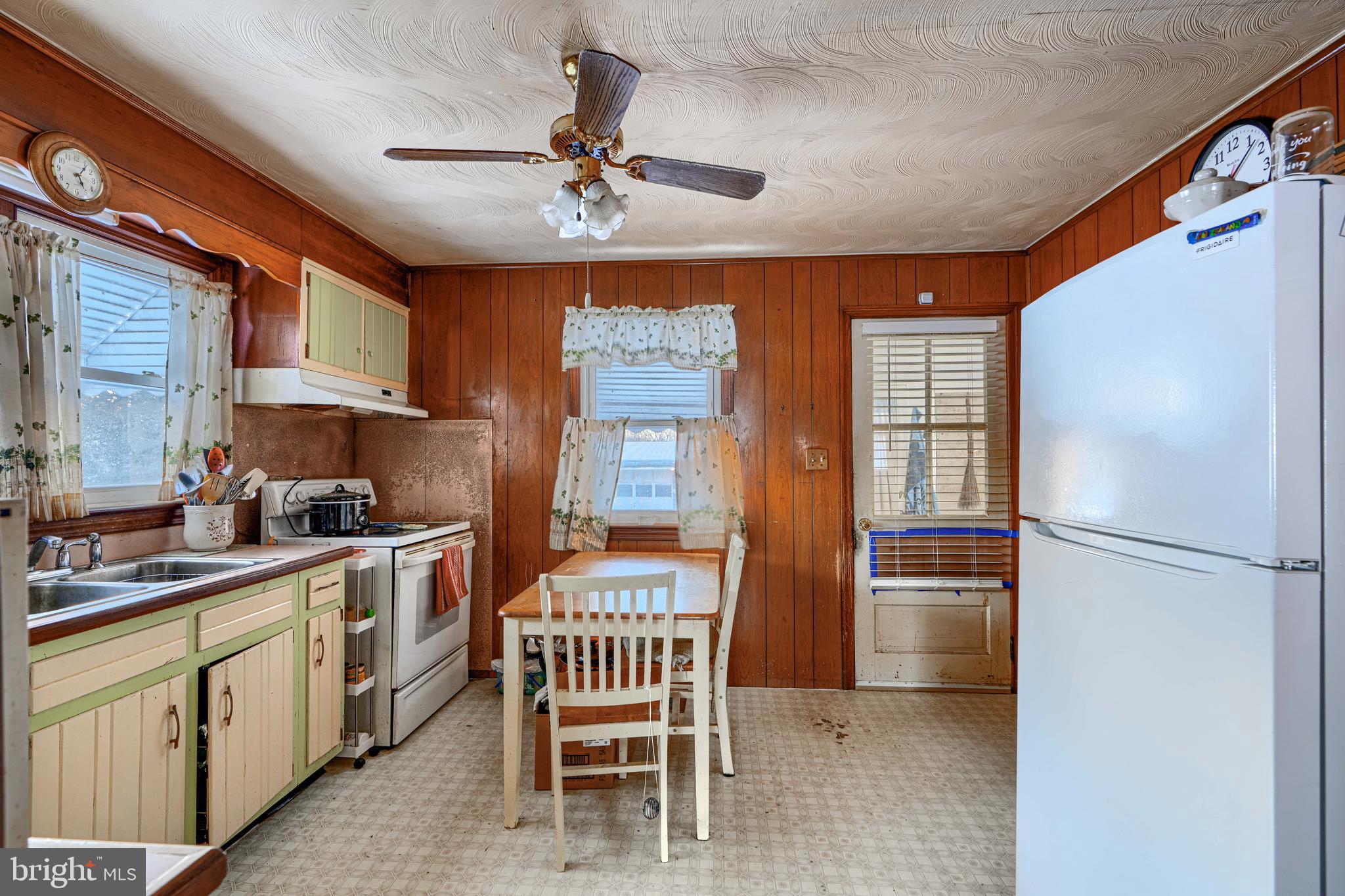 11314 Sword Road Williamsport, MD 21795 - Photo 7 of 25