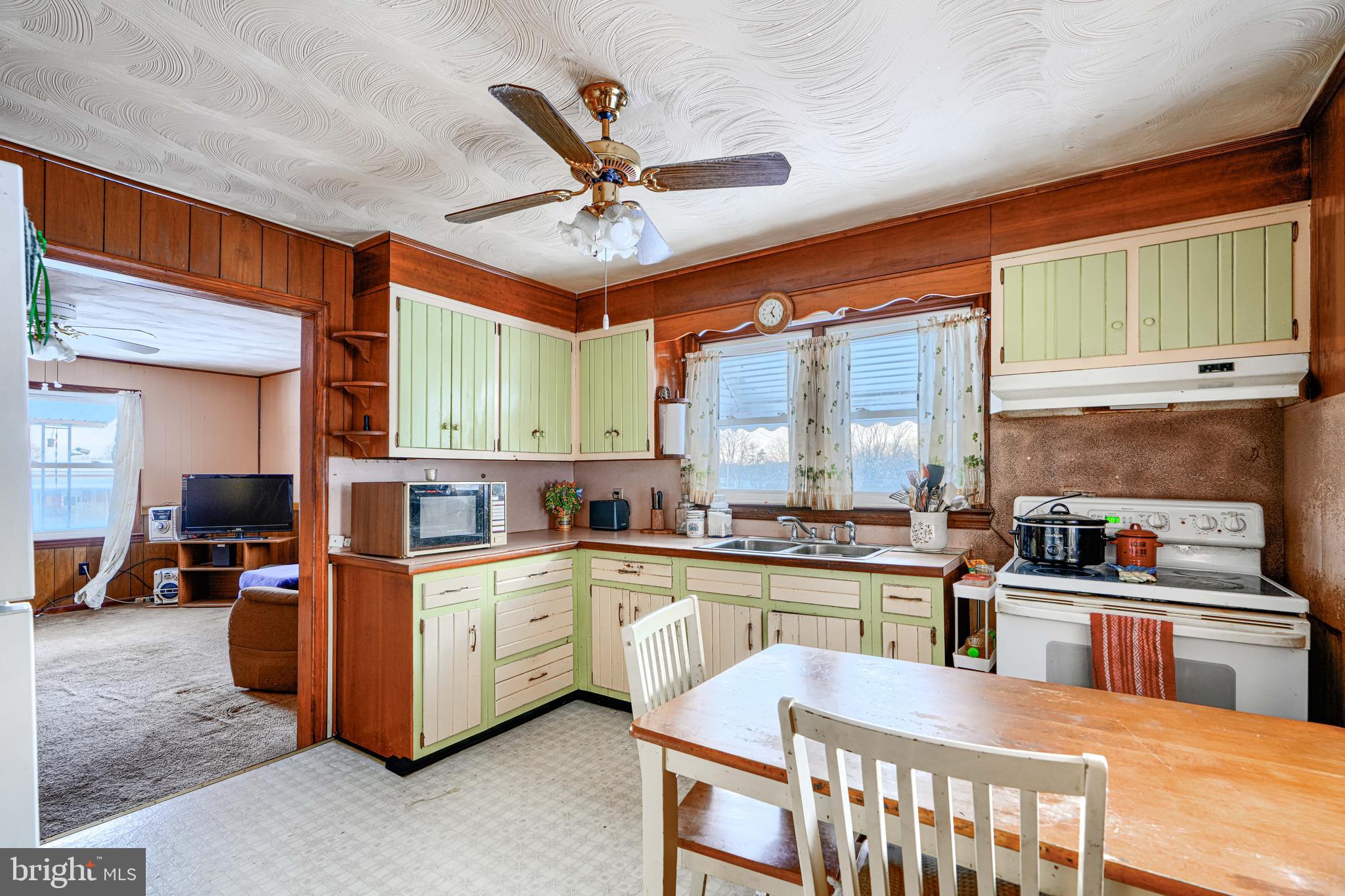 11314 Sword Road Williamsport, MD 21795 - Photo 8 of 25