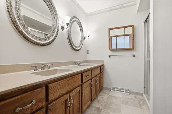 $474,900 | 4615 South Delphine Drive, New Berlin, WI 53151