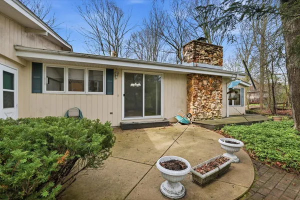 $474,900 | 4615 South Delphine Drive, New Berlin, WI 53151