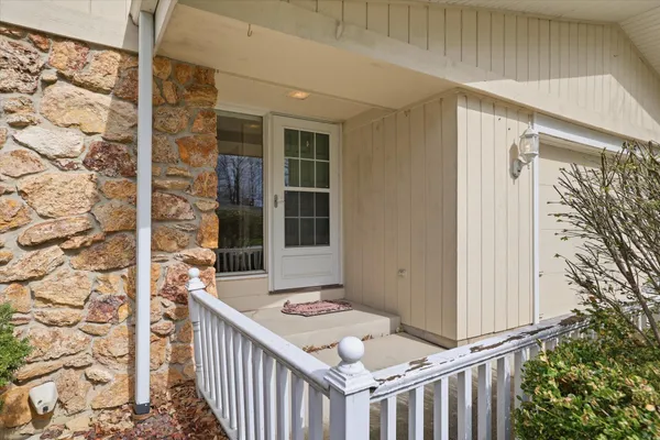 $474,900 | 4615 South Delphine Drive, New Berlin, WI 53151