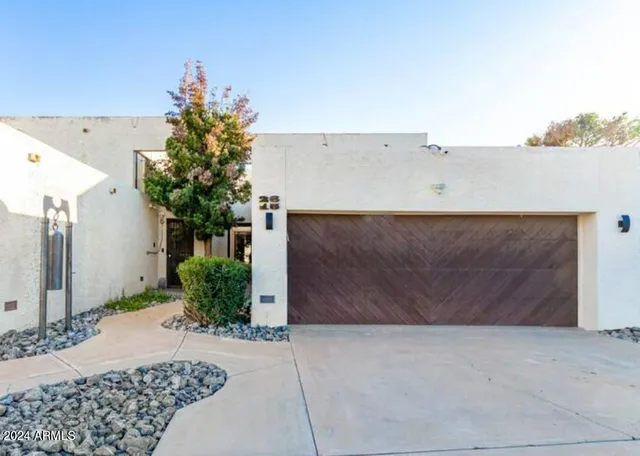 $3,200 | 2615 East Campbell Avenue, Phoenix, AZ 85016