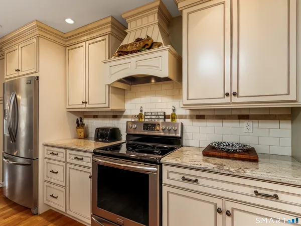 $729,900 | 16 Quigley Road, Wallingford, CT 06492