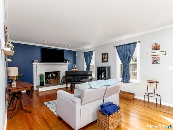 $729,900 | 16 Quigley Road, Wallingford, CT 06492