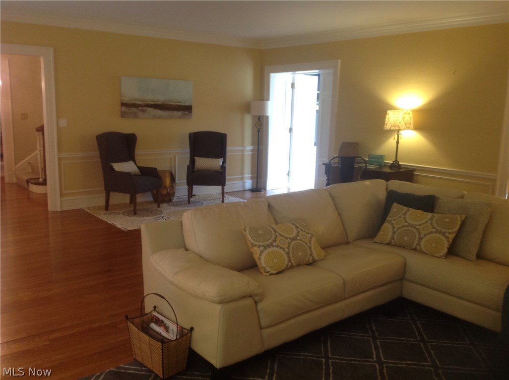 2901 Drummond Road Cleveland, OH 44120 - Photo 6 of 25