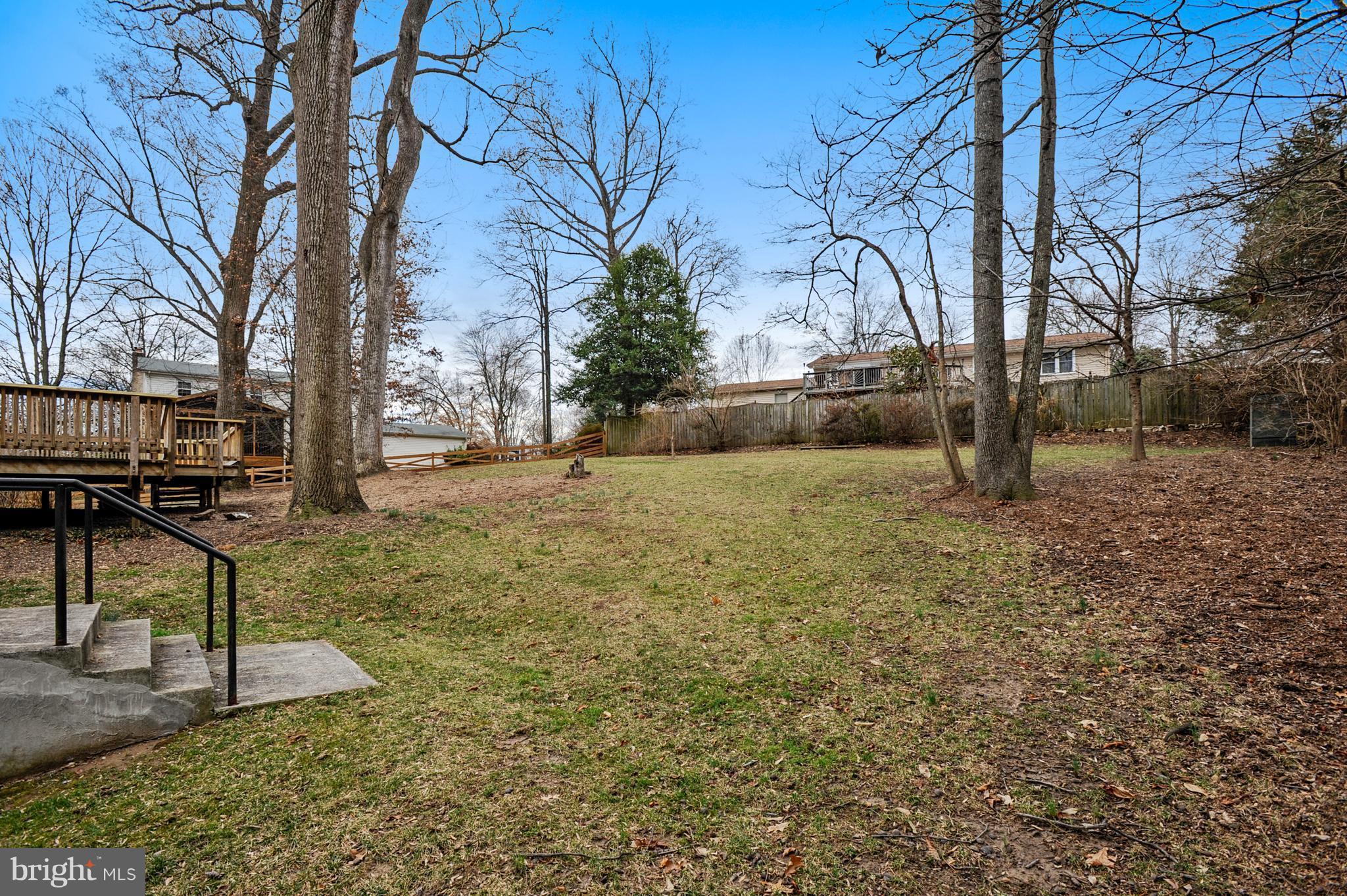 2009 Post Road Vienna, VA 22181 - Photo 28 of 30 Rear yard