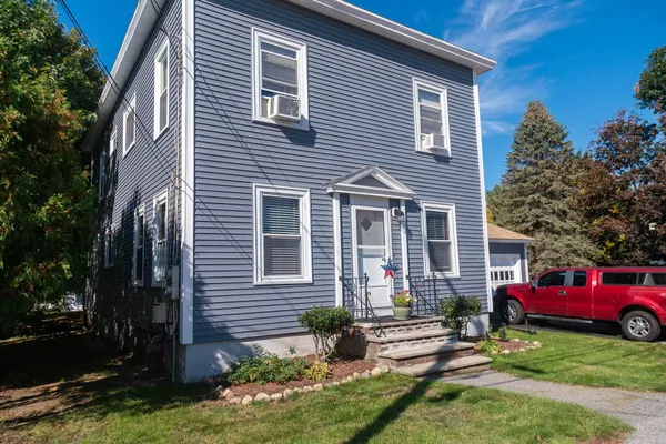 $1,995 | 180 Highland Street, Laconia, NH 03246