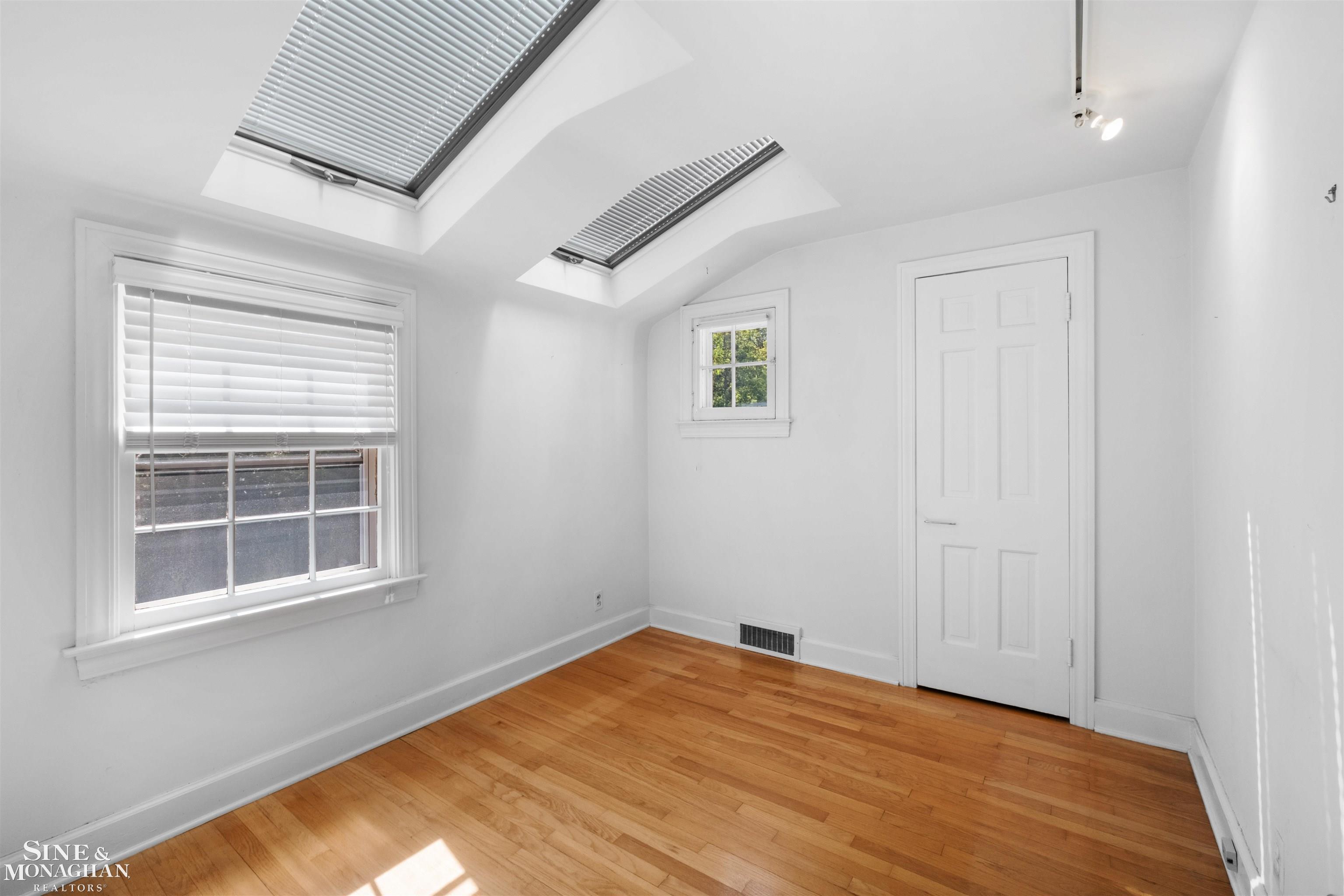 245 Moross Road Grosse Pointe Farms, MI 48236 - Photo 31 of 52