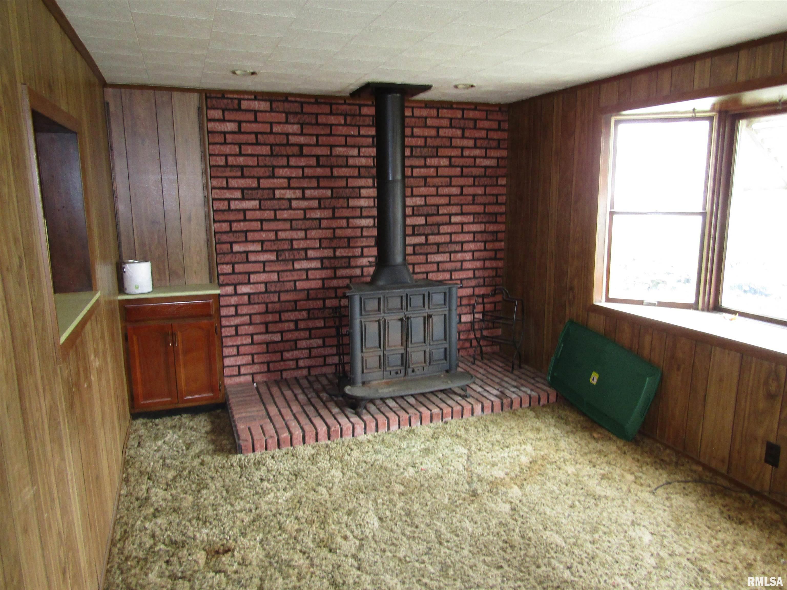 307 South Maple Street Lewistown, IL 61542 - Photo 18 of 31