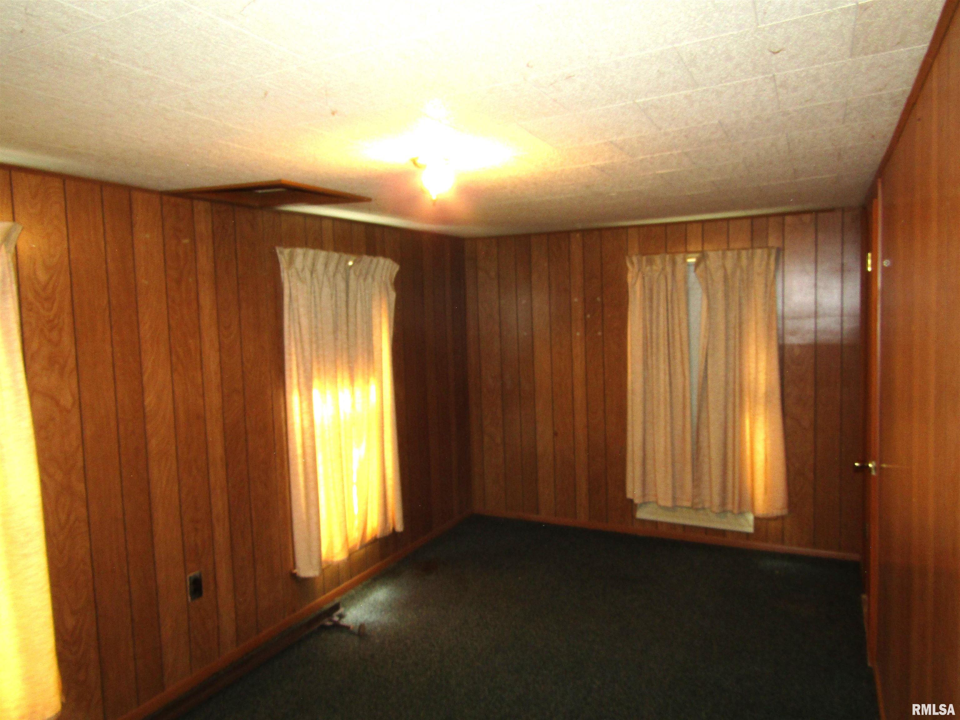 307 South Maple Street Lewistown, IL 61542 - Photo 24 of 31