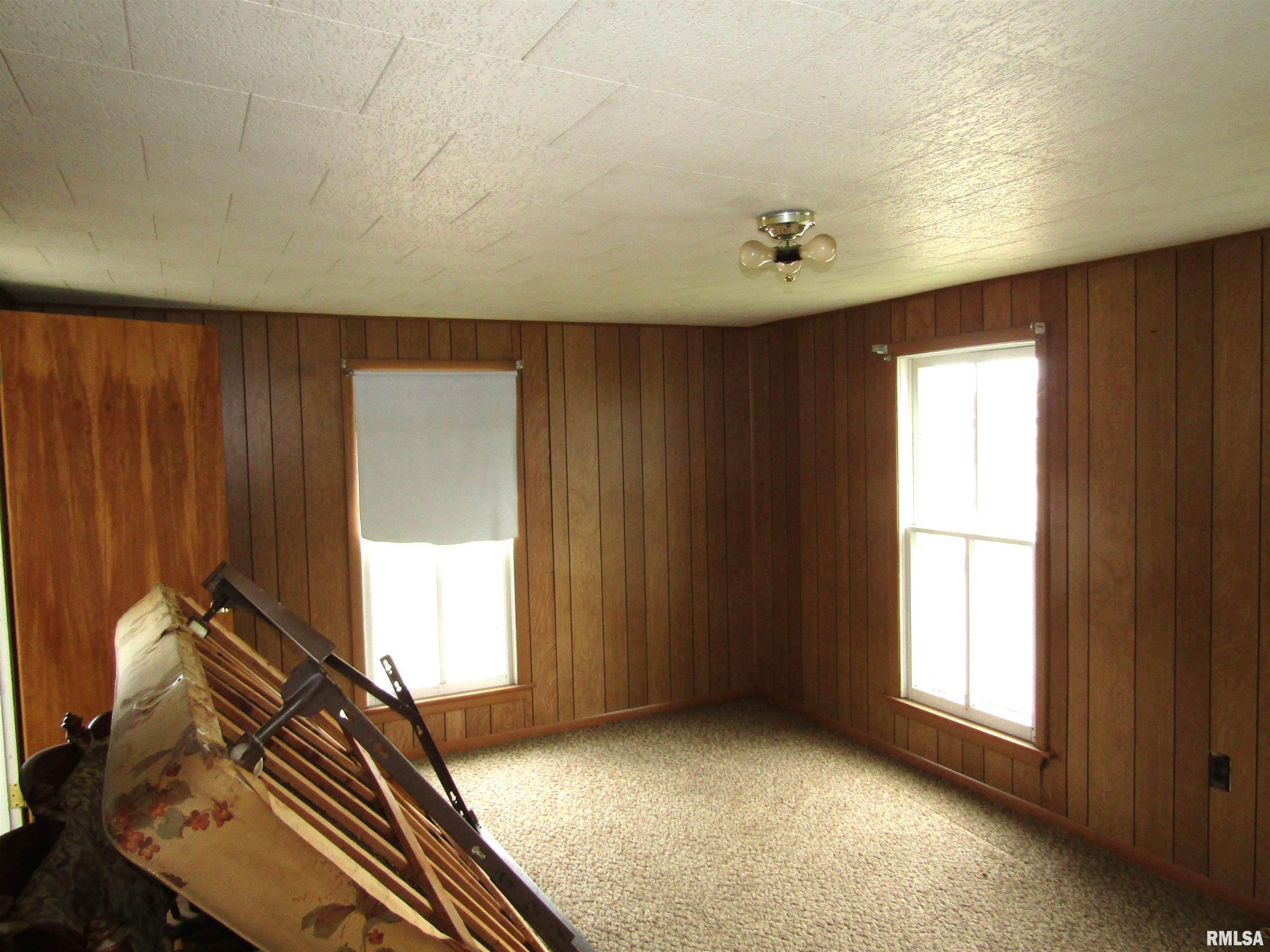 307 South Maple Street Lewistown, IL 61542 - Photo 26 of 31