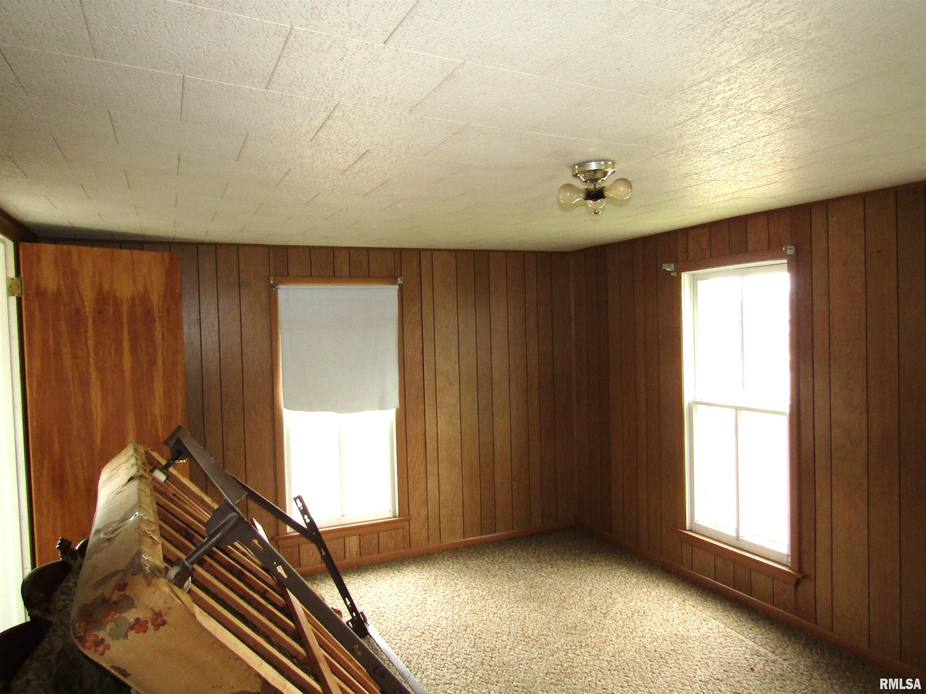 307 South Maple Street Lewistown, IL 61542 - Photo 27 of 31