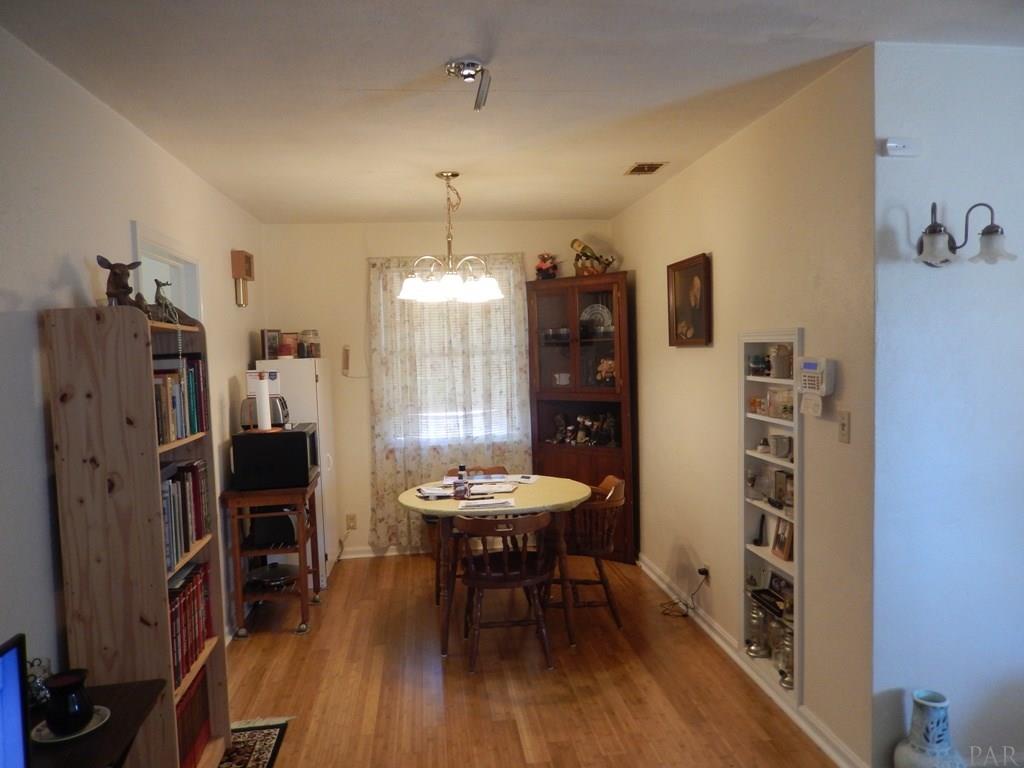 300 Ruberia Avenue Pensacola, FL 32507 - Photo 18 of 38 Gallery Image 18