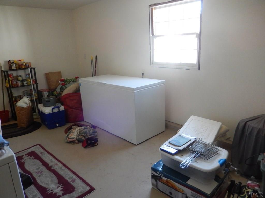 300 Ruberia Avenue Pensacola, FL 32507 - Photo 27 of 38 Gallery Image 27