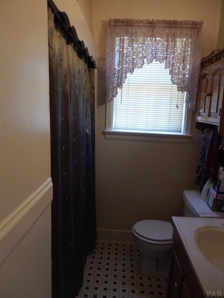 300 Ruberia Avenue Pensacola, FL 32507 - Photo 33 of 38 Gallery Image 33