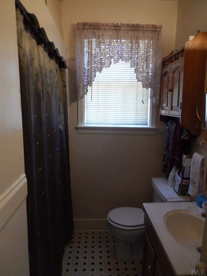 300 Ruberia Avenue Pensacola, FL 32507 - Photo 34 of 38 Gallery Image 34
