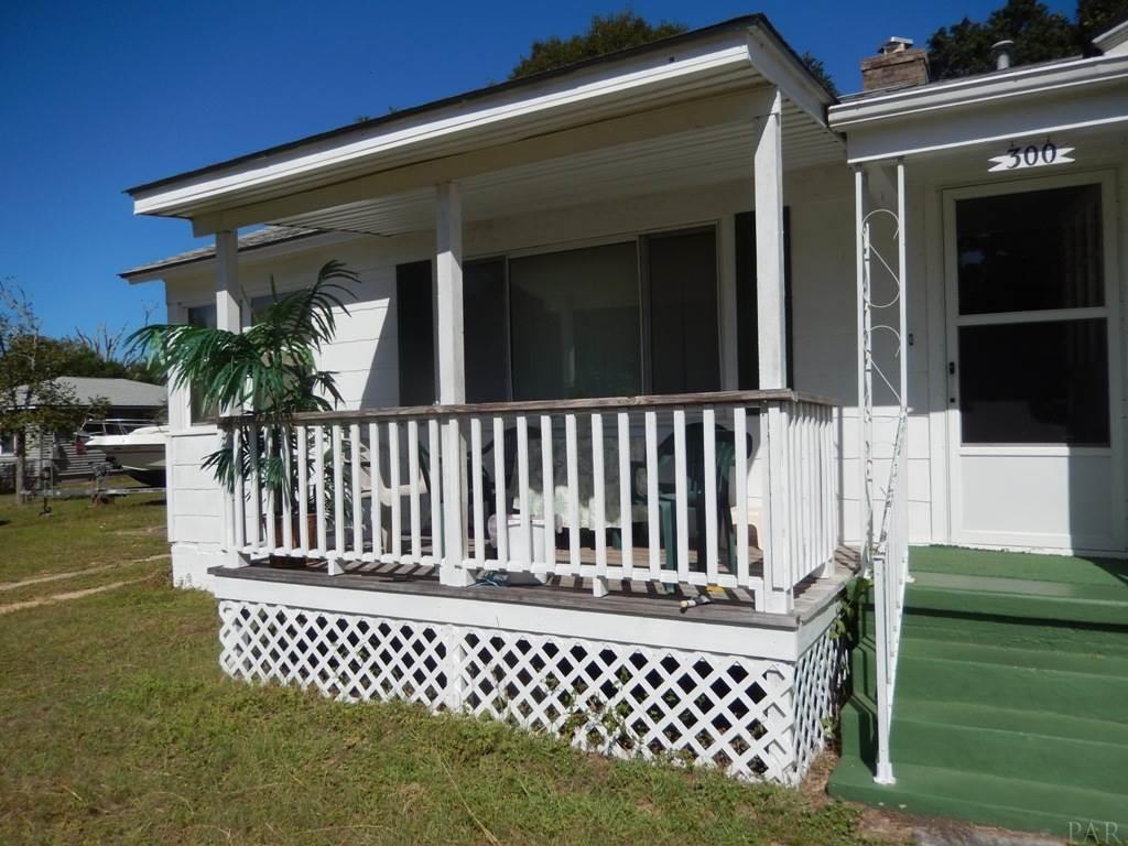 300 Ruberia Avenue Pensacola, FL 32507 - Photo 10 of 38 Gallery Image 10