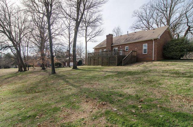500 Fairway Trail Springfield, TN 37172 - Photo 3 of 19 You will love this fantastic treed private back yard with a lots of shade in the afternoons!