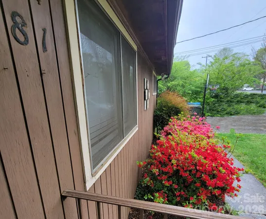 $280,000 | 475 13th Avenue Northeast, Hickory, NC 28601