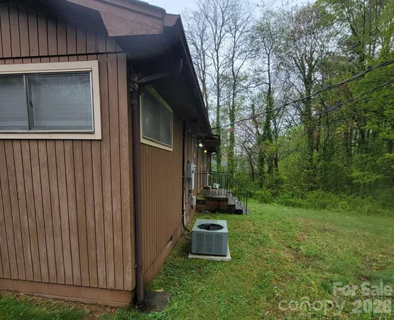 $280,000 | 475 13th Avenue Northeast, Hickory, NC 28601