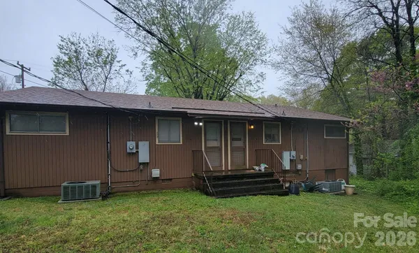 $280,000 | 475 13th Avenue Northeast, Hickory, NC 28601