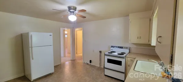 $280,000 | 475 13th Avenue Northeast, Hickory, NC 28601