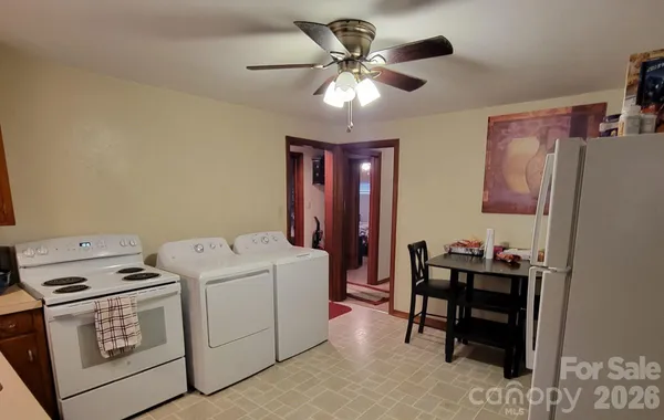 $280,000 | 475 13th Avenue Northeast, Hickory, NC 28601