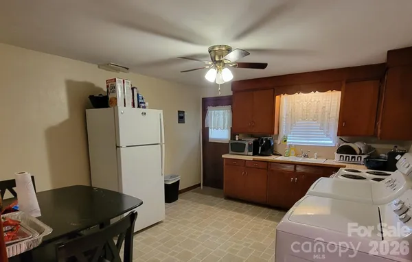 $280,000 | 475 13th Avenue Northeast, Hickory, NC 28601