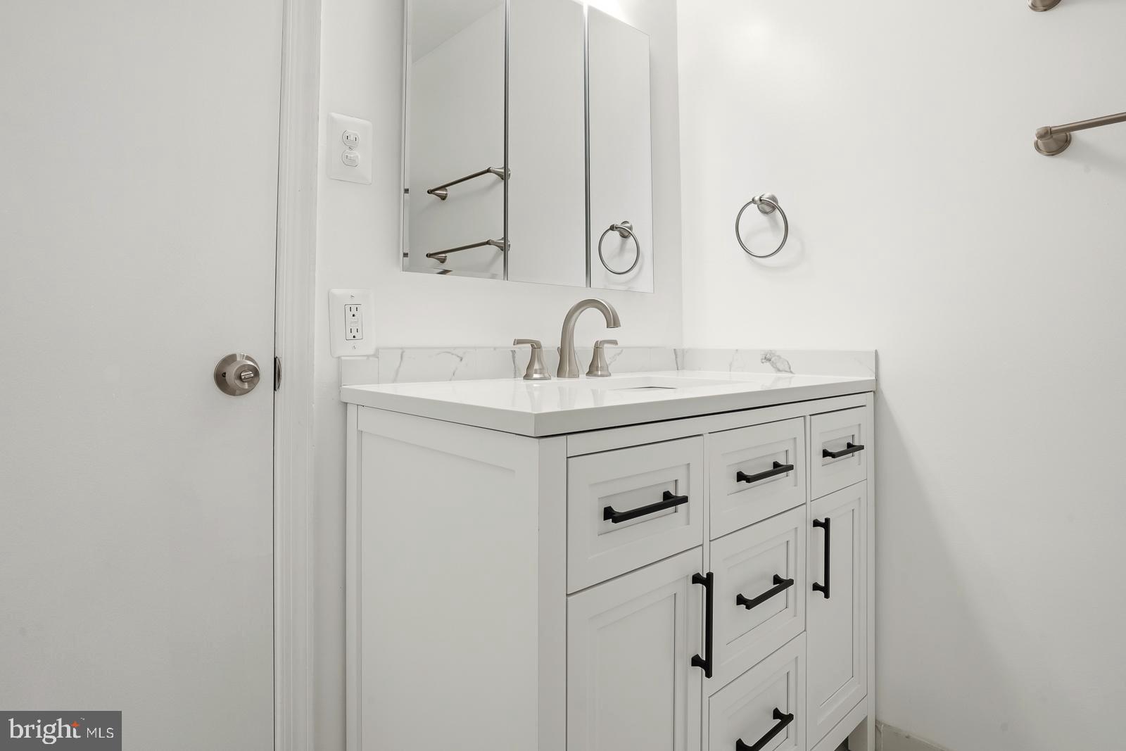 11910 Callow Terrace Laurel, MD 20708 - Photo 24 of 43 Primary Bath