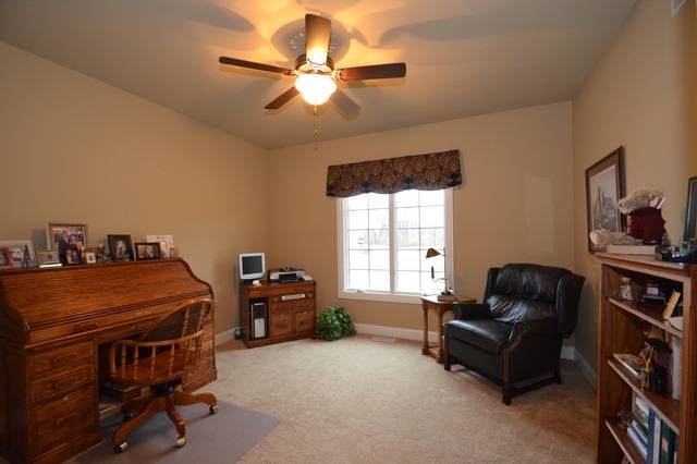 1721 Autumn Ridge Washington, IL 61571 - Photo 13 of 15 Gallery Image 13