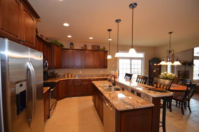 1721 Autumn Ridge Washington, IL 61571 - Photo 5 of 15 Gallery Image 5