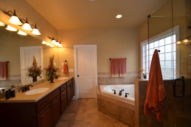 1721 Autumn Ridge Washington, IL 61571 - Photo 10 of 15 Gallery Image 10