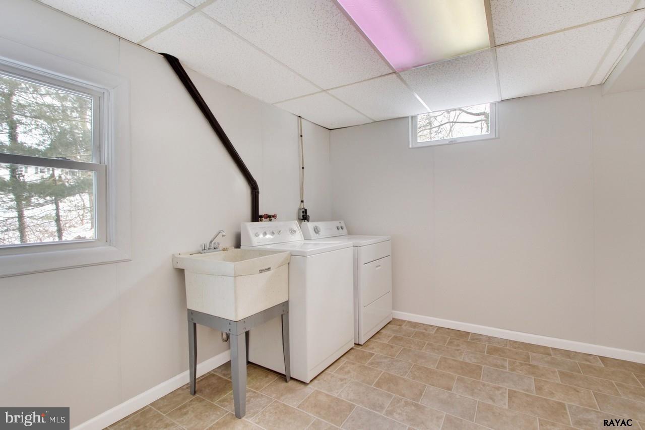167 Kirch Road York, PA 17402 - Photo 23 of 28