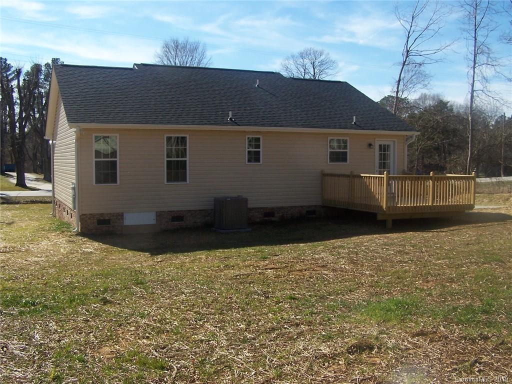 400 Rowan Mill Road Salisbury, NC 28147 - Photo 4 of 24 a front view of house with yard