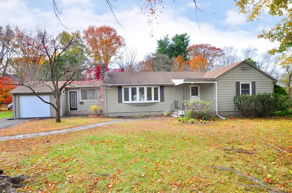 $325,000 | 55 Foster Lane, Windsor, CT 06095