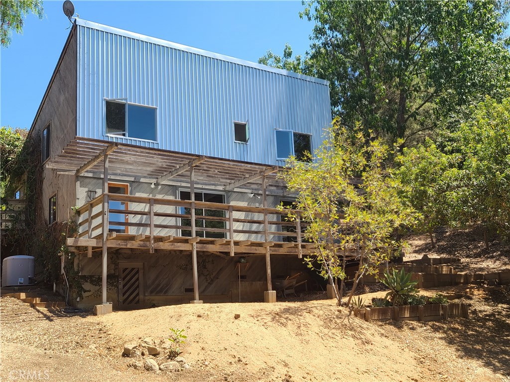 243 Amy Way Topanga, CA 90290 - Photo 28 of 31 a view of a backyard