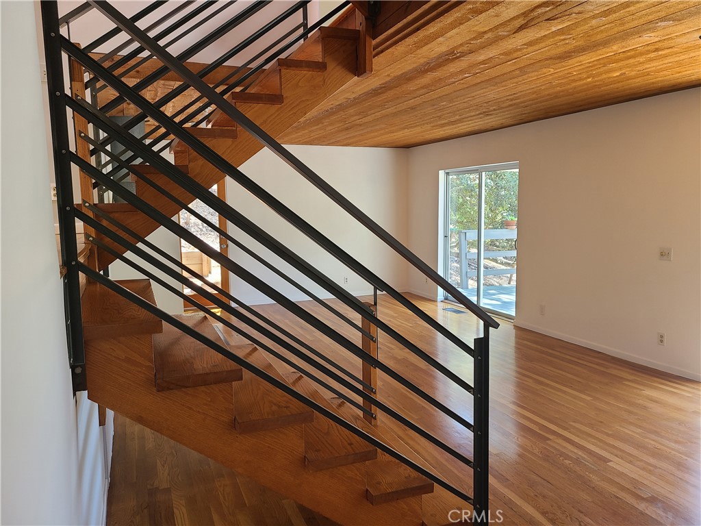 243 Amy Way Topanga, CA 90290 - Photo 6 of 31 a view of entryway