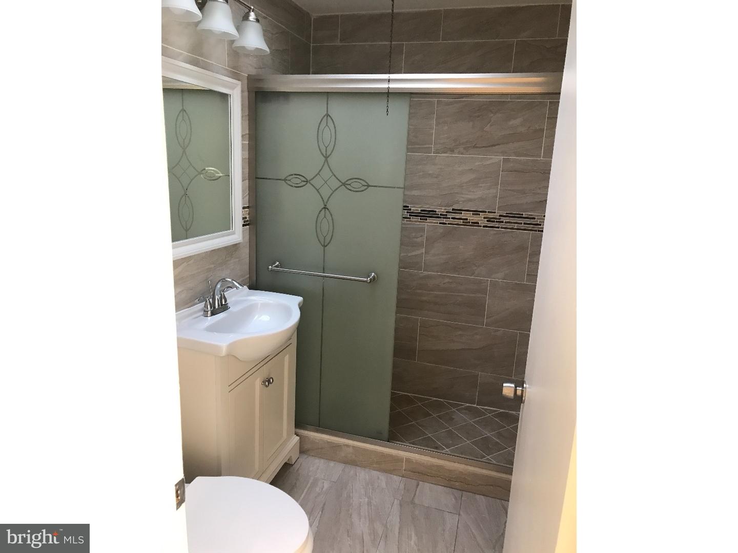 11747 Denman Road Philadelphia, PA 19154 - Photo 12 of 20 Gallery Image 12