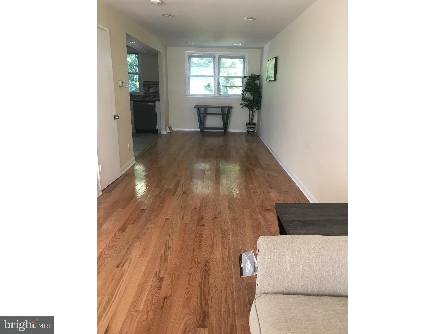 11747 Denman Road Philadelphia, PA 19154 - Photo 5 of 20 Gallery Image 5