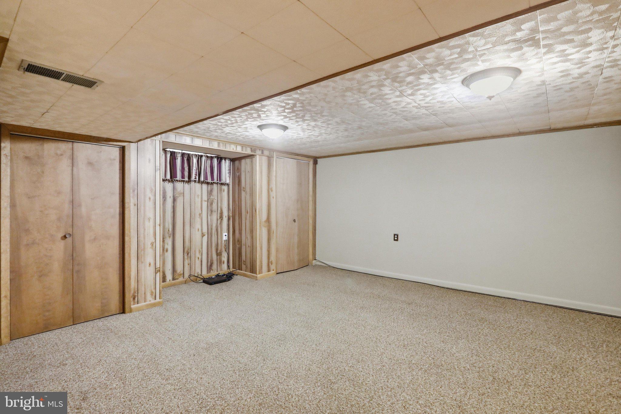 14 East Poplar Street Funkstown, MD 21734 - Photo 27 of 56 Family room/rec room