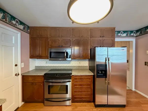 $329,900 | 2602 South Rivershore Drive, Moorhead, MN 56560