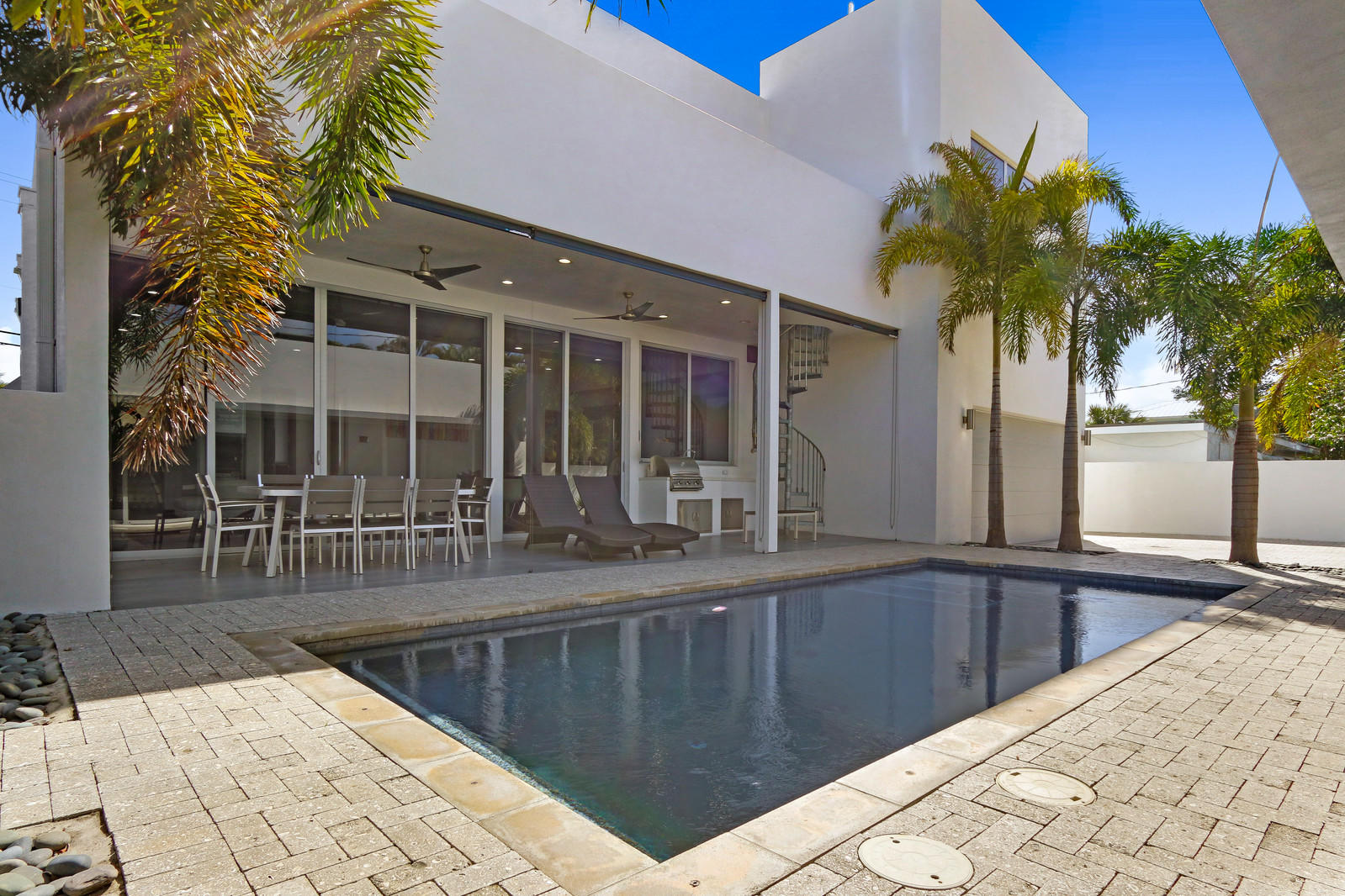 1345 Northeast 5th Avenue Boca Raton, FL 33432 - Photo 24 of 42 32_Image27_mls