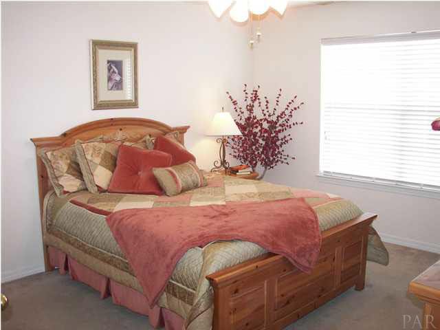 4753 Ribault Lane Milton, FL 32570 - Photo 10 of 17
