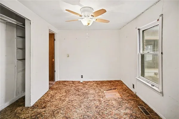 $165,000 | 300 Winner Avenue, Smithville, MO 64089