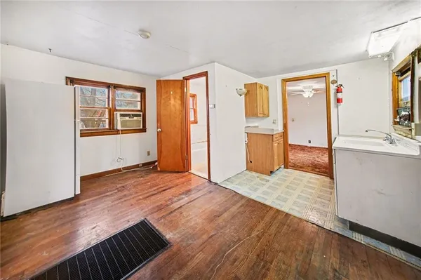 $165,000 | 300 Winner Avenue, Smithville, MO 64089