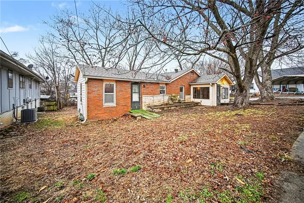 $165,000 | 300 Winner Avenue, Smithville, MO 64089