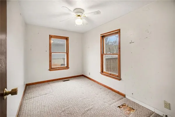 $165,000 | 300 Winner Avenue, Smithville, MO 64089