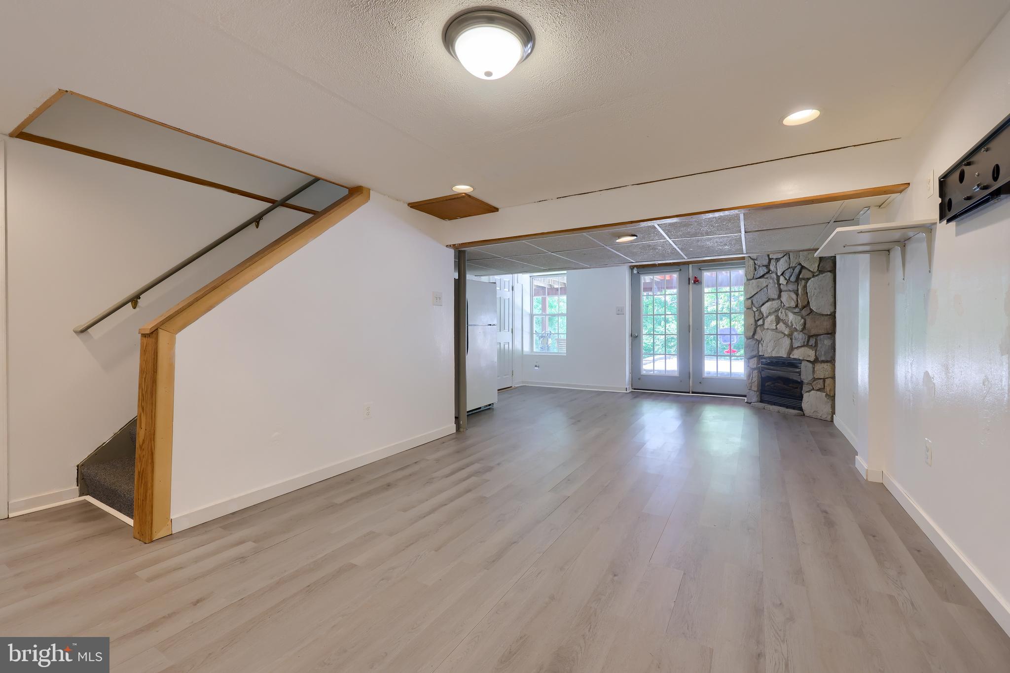 1826 Pin Oak Drive Spring Grove, PA 17362 - Photo 15 of 36 Gallery Image 15