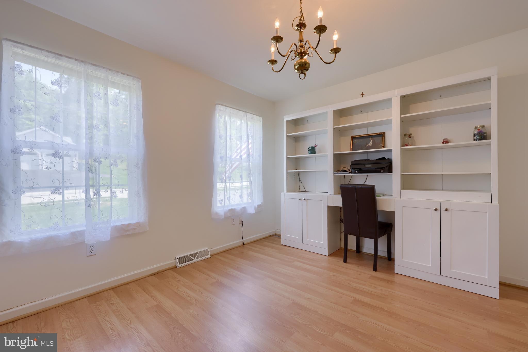 1826 Pin Oak Drive Spring Grove, PA 17362 - Photo 3 of 36 Gallery Image 3